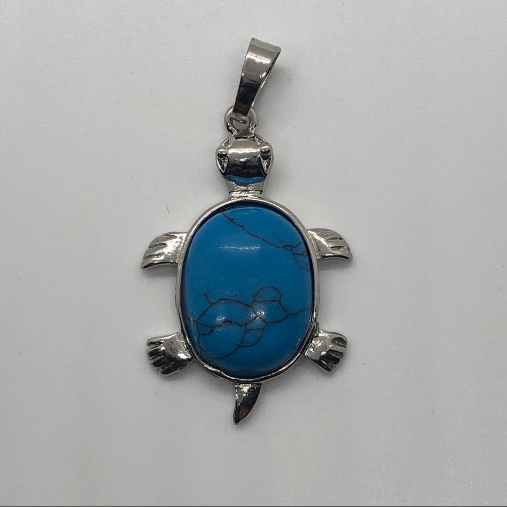 Blue Turquoise Turtle Necklace W/ Stone Figurine - Picture 2 of 7